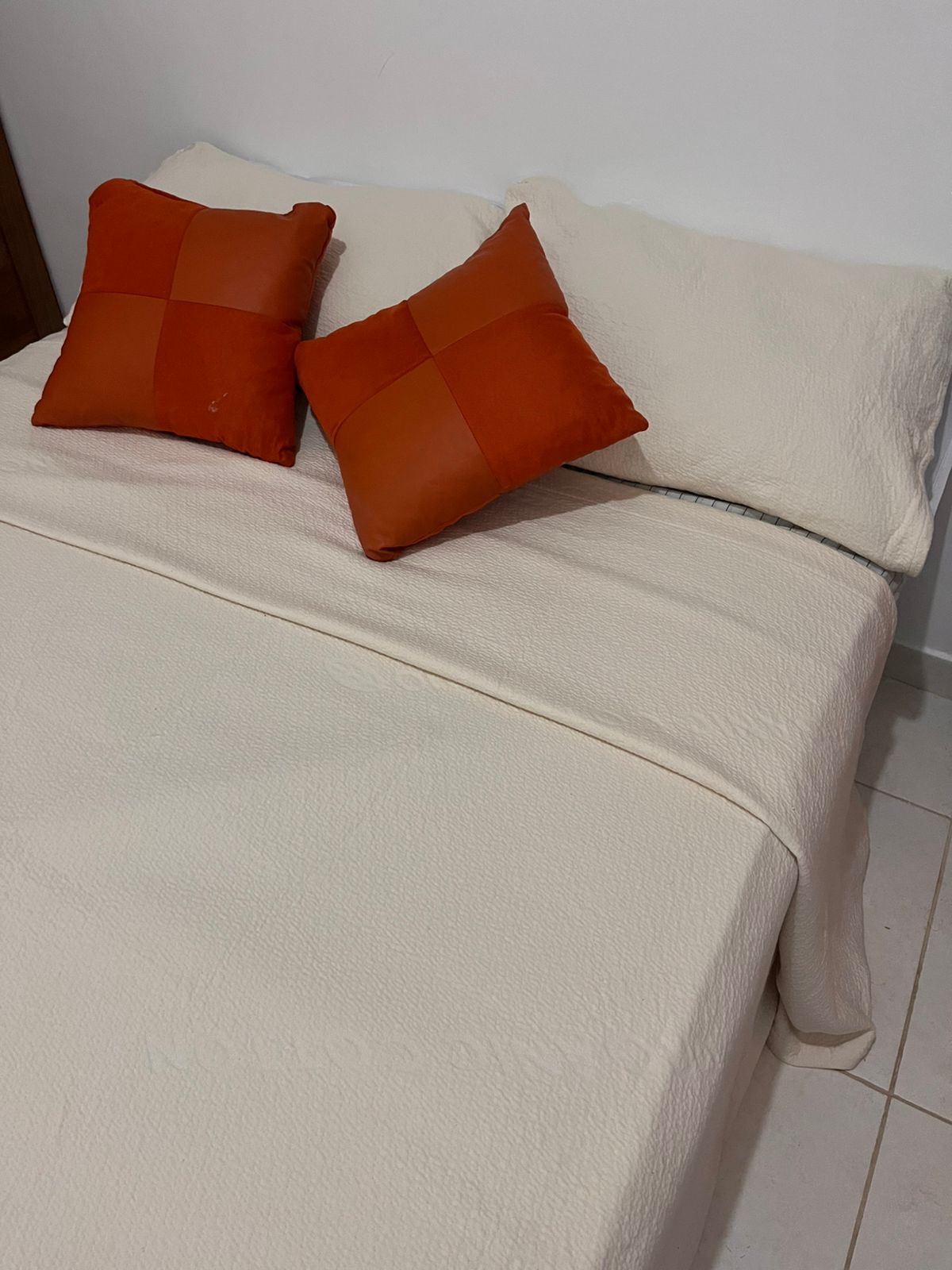 Combo Edredón + Sábana Bajera + 2 Tapas de Almohada™